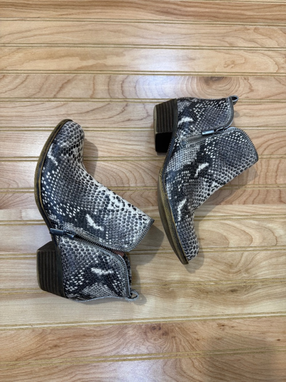 Lucky Brand Faux Snake Skin Ankle Boots 7.5